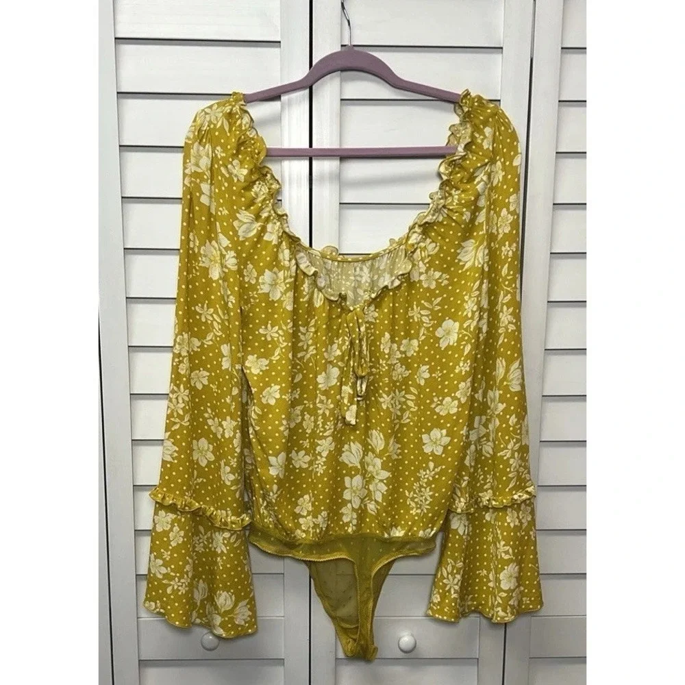 Free People One on One Date Flare Sleeve Bodysuit Women's Size Medium Marigold